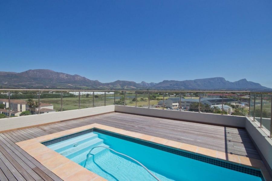 2 Bedroom Property for Sale in Tokai Western Cape